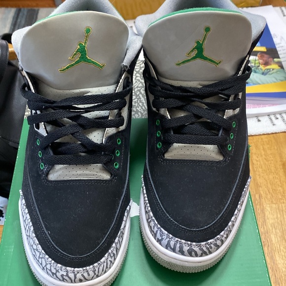 Jordan 3 ( PRICE FIRM) - Picture 2 of 7